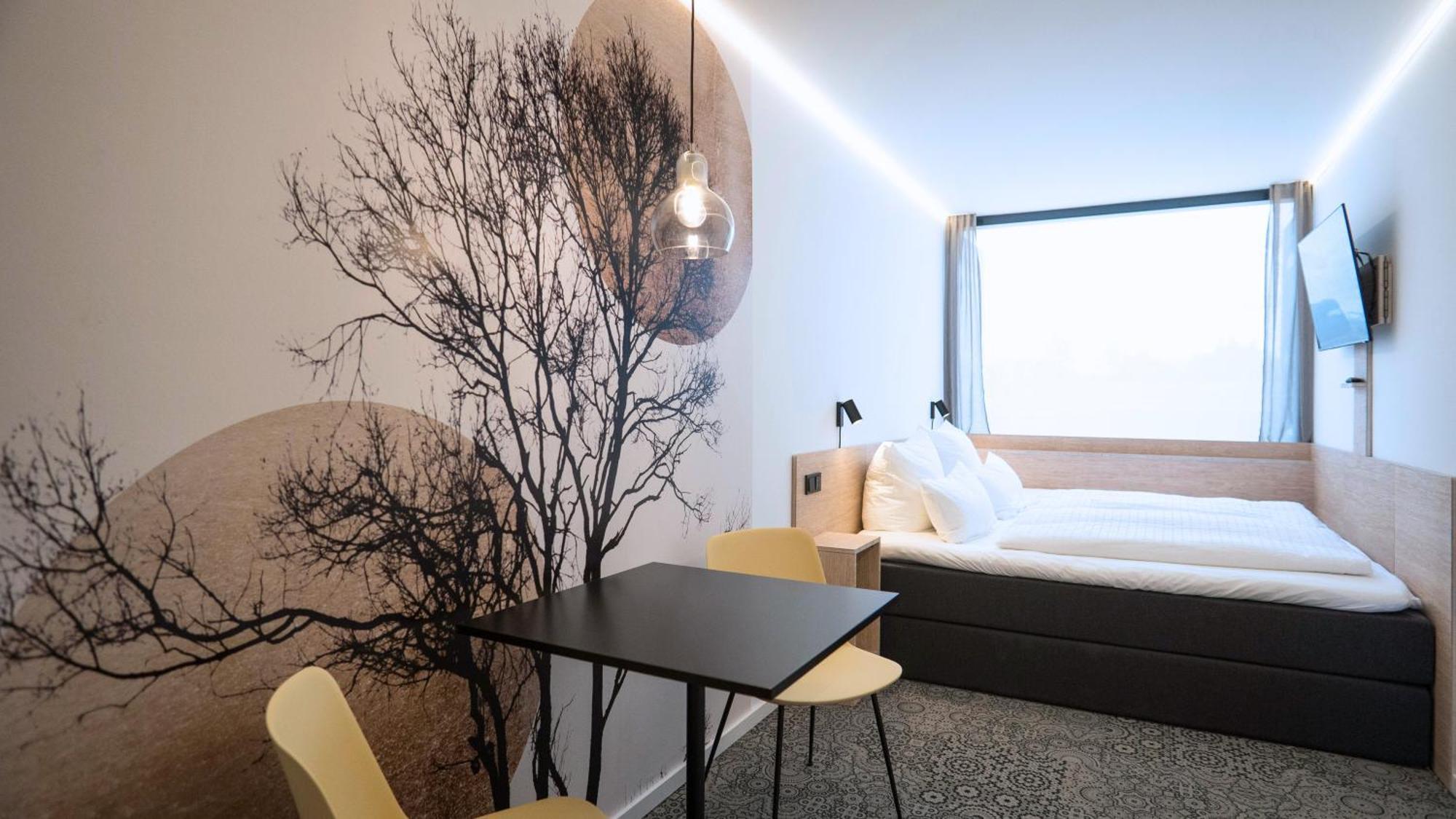Tin Inn - Heinsberg - Das Hotel Aus Hochwertig Ausgebauten Ueberseecontainern 외부 사진